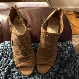 Elegant Tan Peep-Toe Heeled Boots